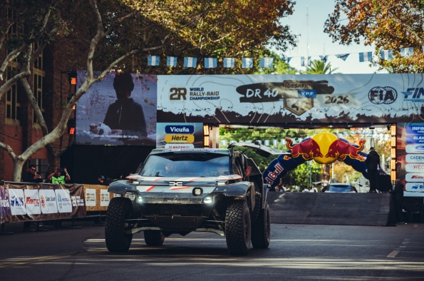 Nasser Al-Attiyah And Fabian Lurquin - Desafío Ruta 40 Podium